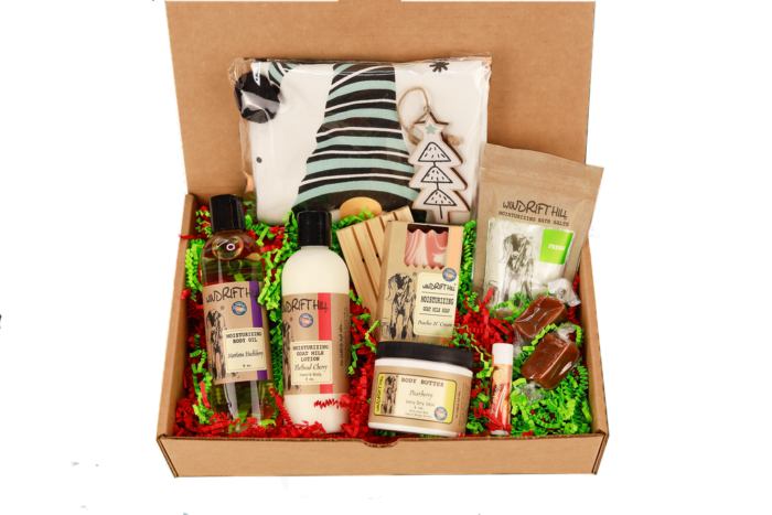 Merry and Bright Everything is Right Holiday gift set image